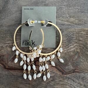 🍭6/$30 New Nordstrom Rack Gold Tone Hoop and Faux Pearl Chandelier Earrings